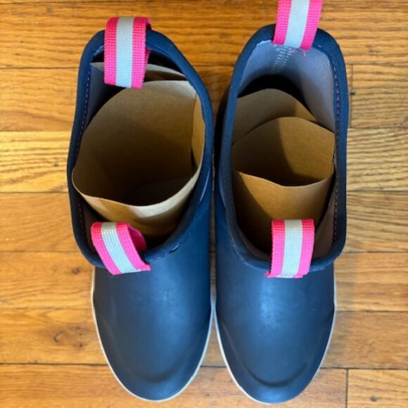 Xtratuf Women's Ankle Deck Boots Never Been Used! - Picture 2 of 8